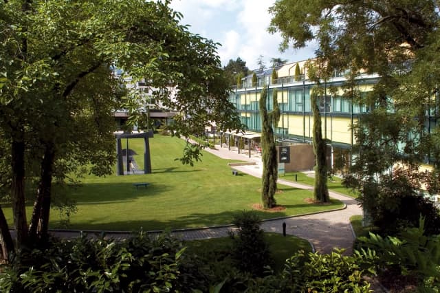 Clinic image 2