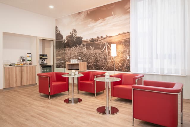 Clinic image 3