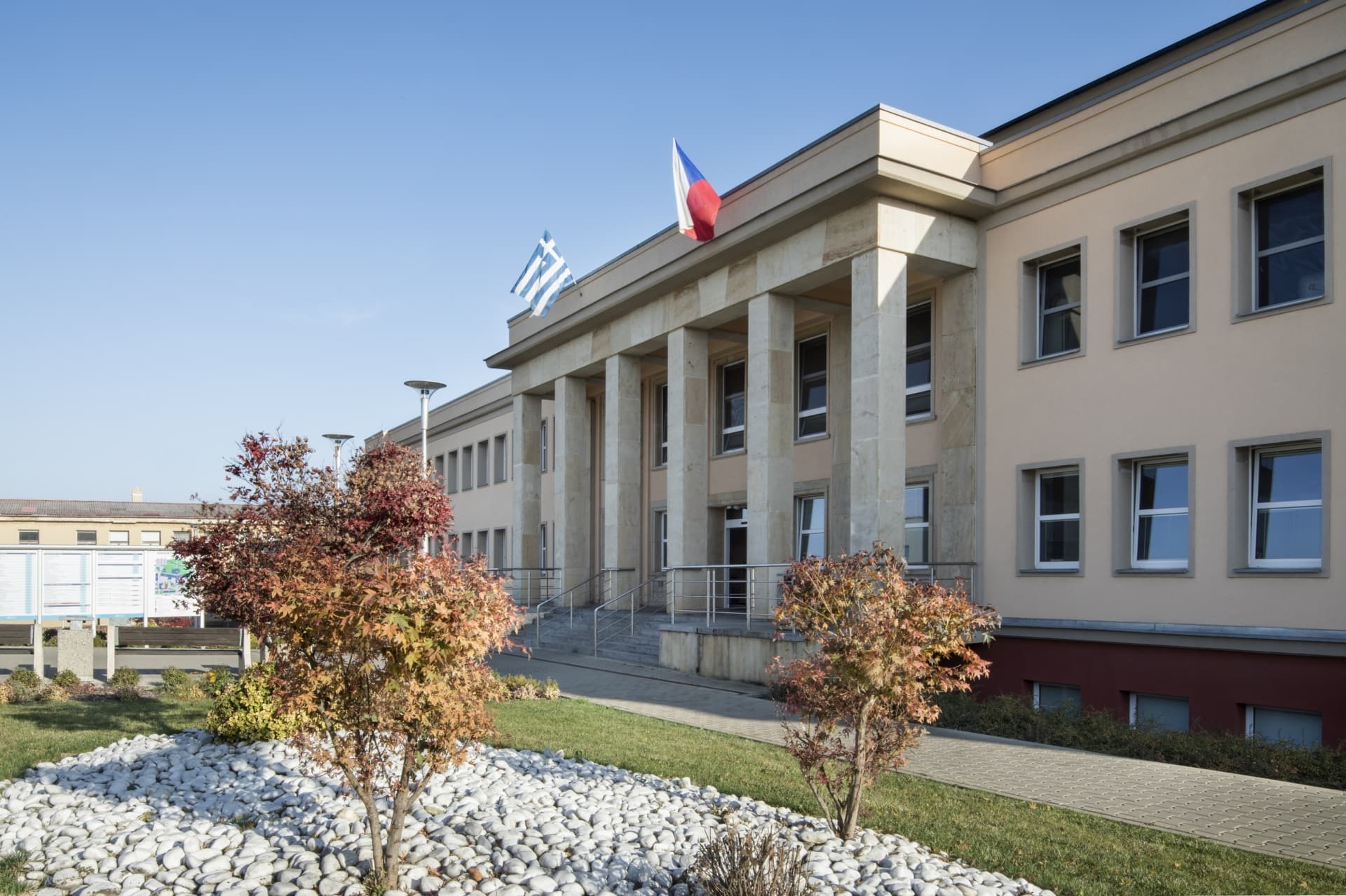 Main clinic image