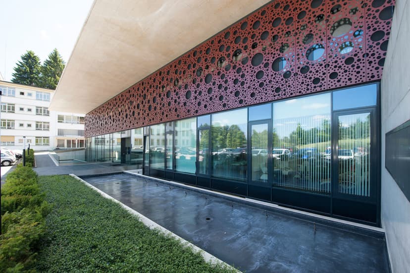 Clinic image 3