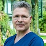 Dr. med. Jan van Aaken