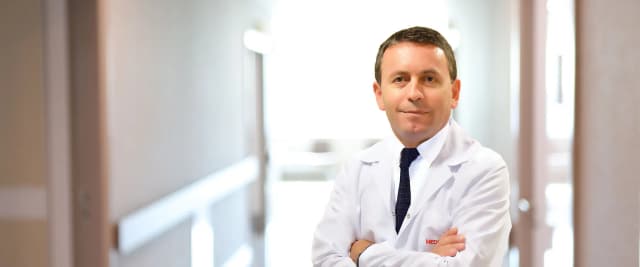 Prof. Dr. Yaşar Tuna