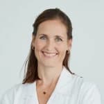 Dr. med. Esther Amann-Adam