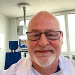 Dr. med. Peter Schär