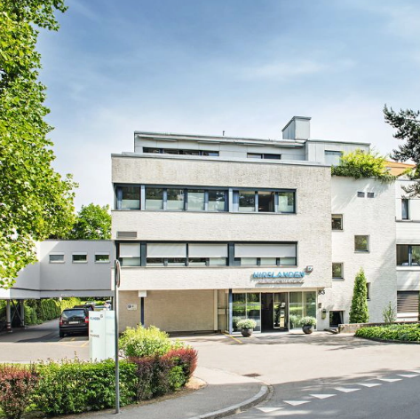Spinal Fusion Surgery in Switzerland related image