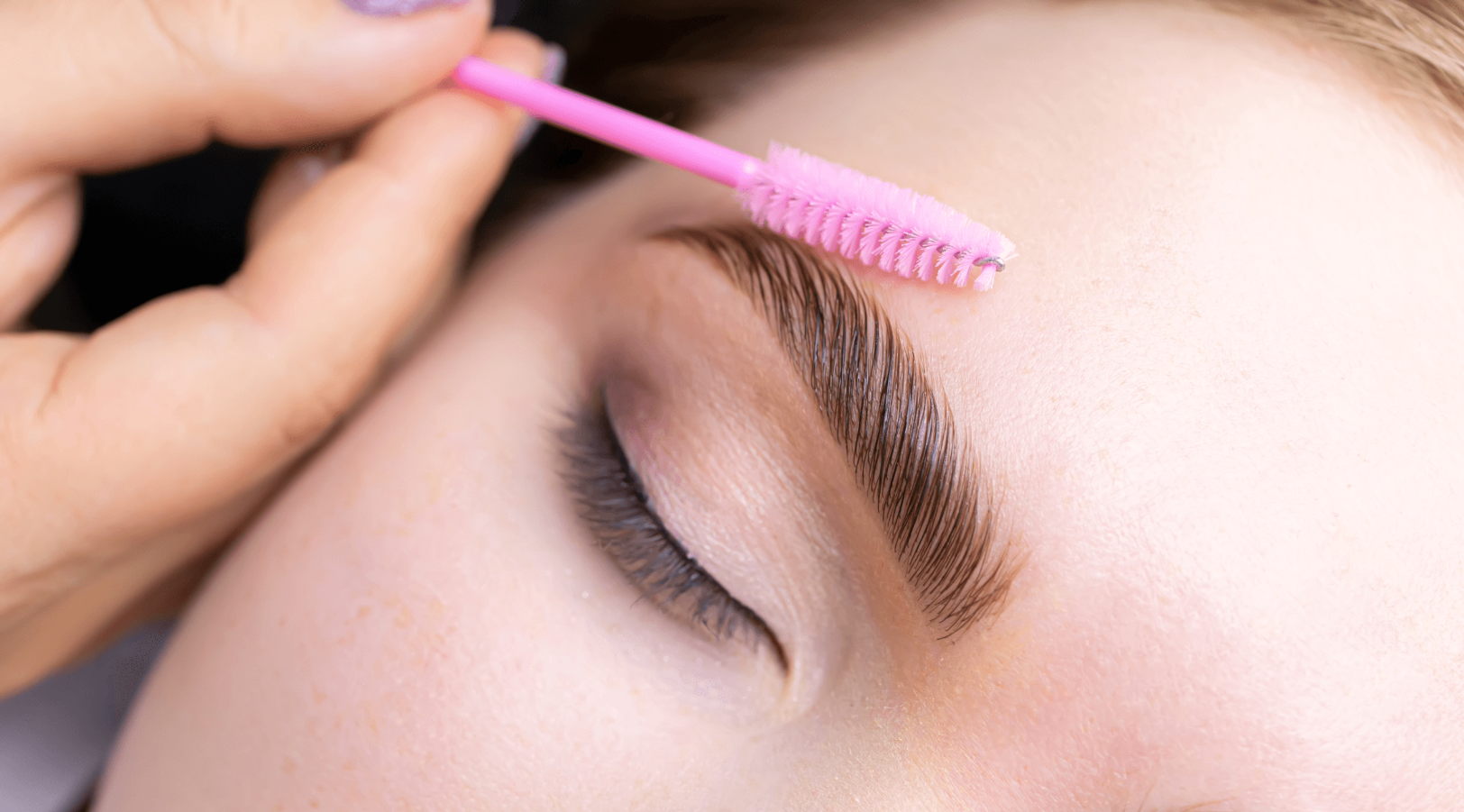 Eyebrow Transplant in Turkey related image